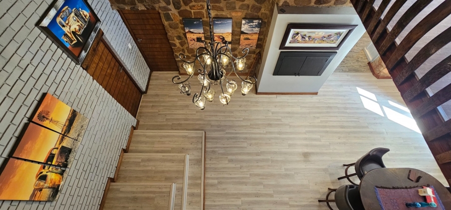 6 Bedroom Property for Sale in Hartbeesfontein North West
